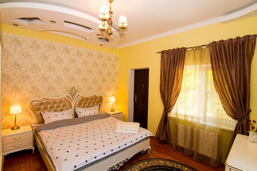 Виллы Beautiful Apartments in Villa near Airport Бухарест-49