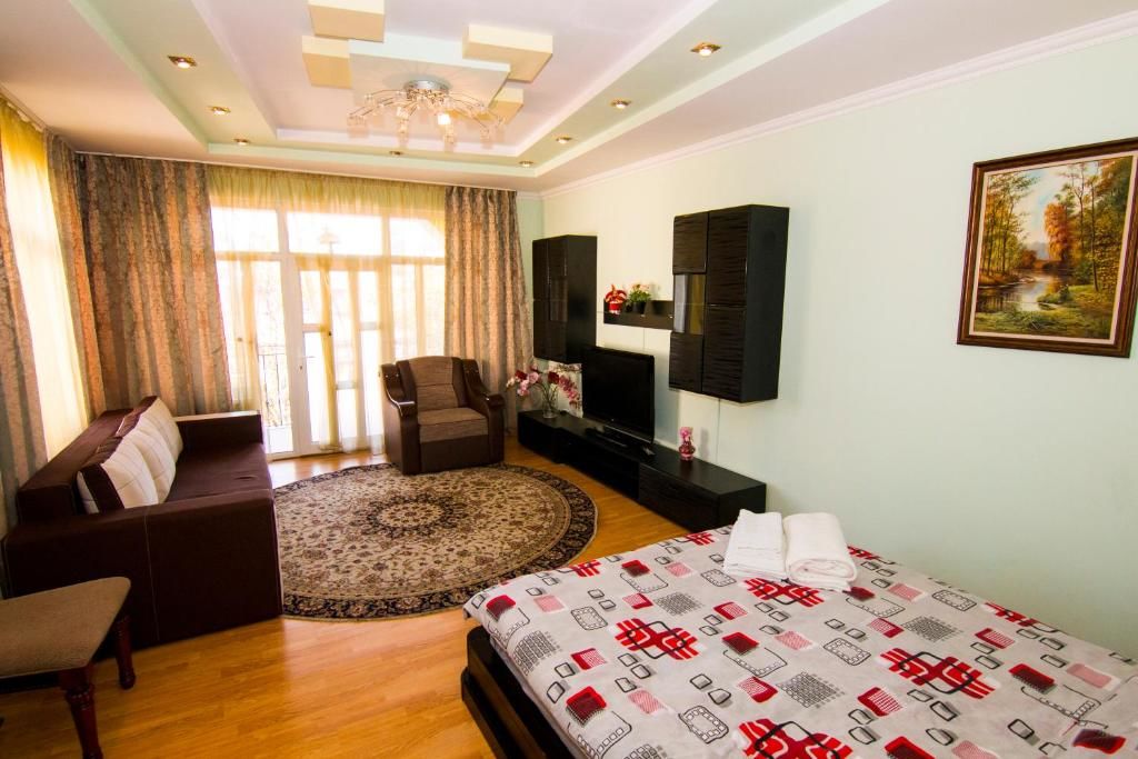 Виллы Beautiful Apartments in Villa near Airport Бухарест-56