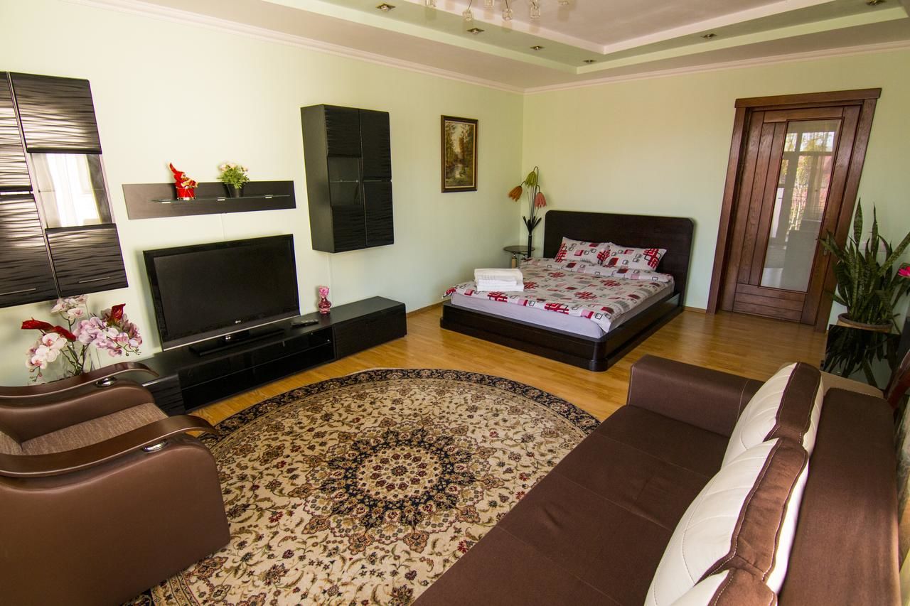 Виллы Beautiful Apartments in Villa near Airport Бухарест-9