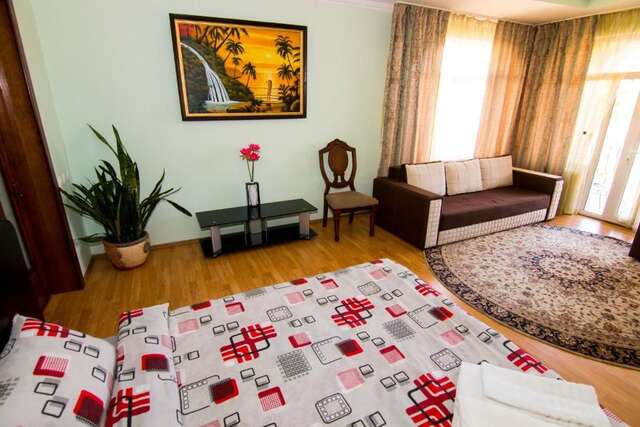 Виллы Beautiful Apartments in Villa near Airport Бухарест-54